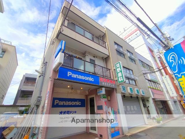 スリーライトカドニシ