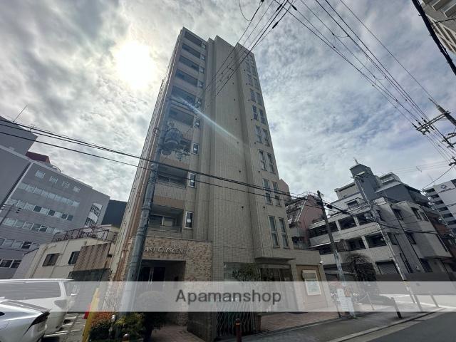 イーストクレセント