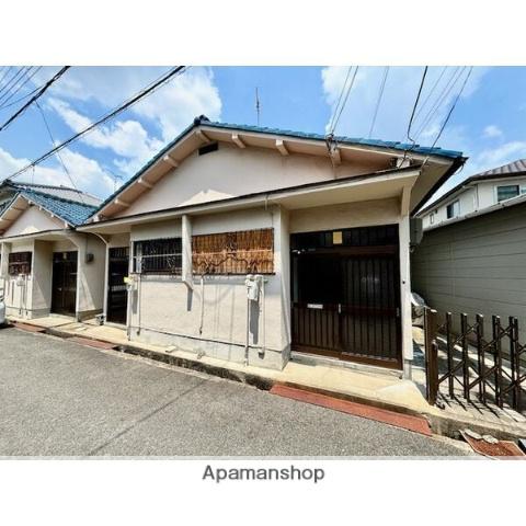 大阪府茨木市総持寺1丁目の戸建賃貸