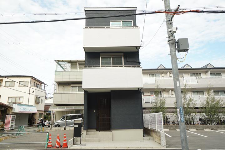 大阪府茨木市西河原2丁目の戸建賃貸