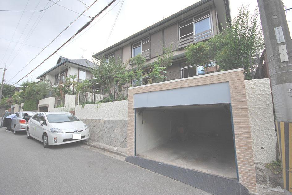 大阪府高槻市 2階建 築55年