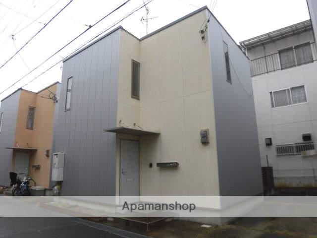 寿町ユニキューブ