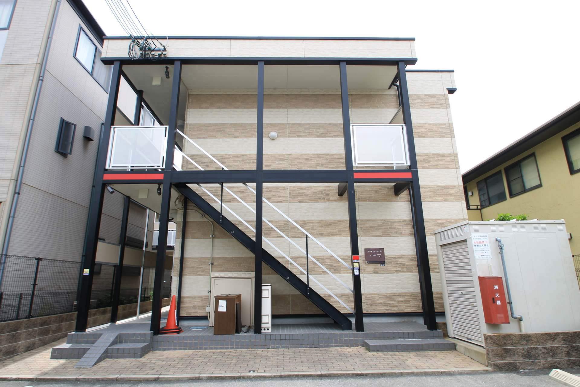 レオパレスコンポステラ服部