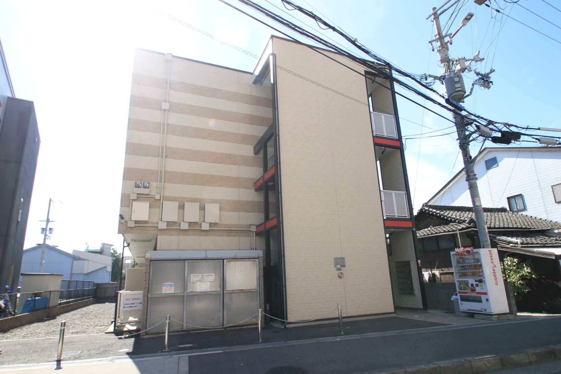 レオパレスかおり