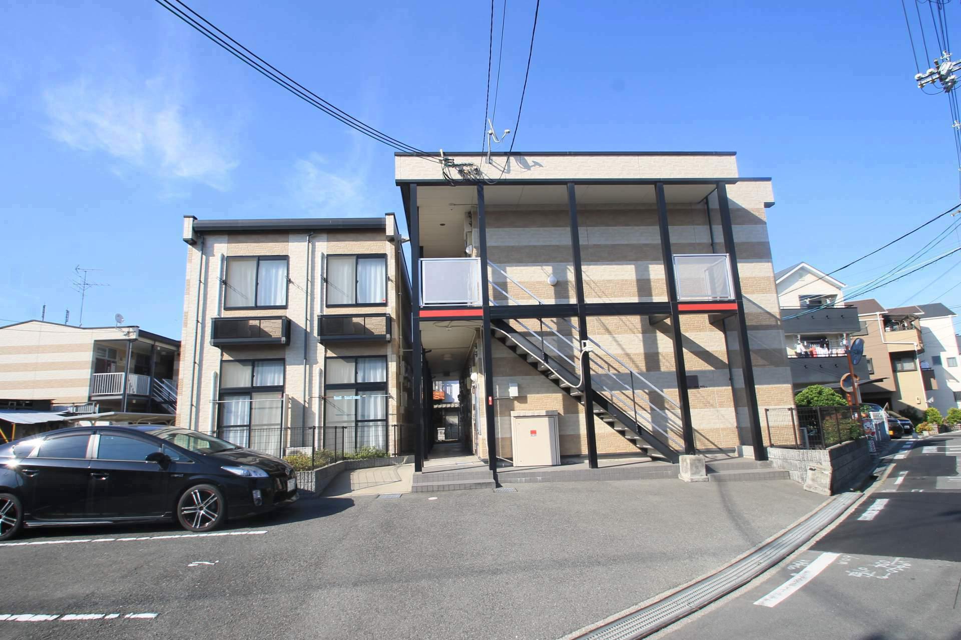 レオパレスツーリーフ