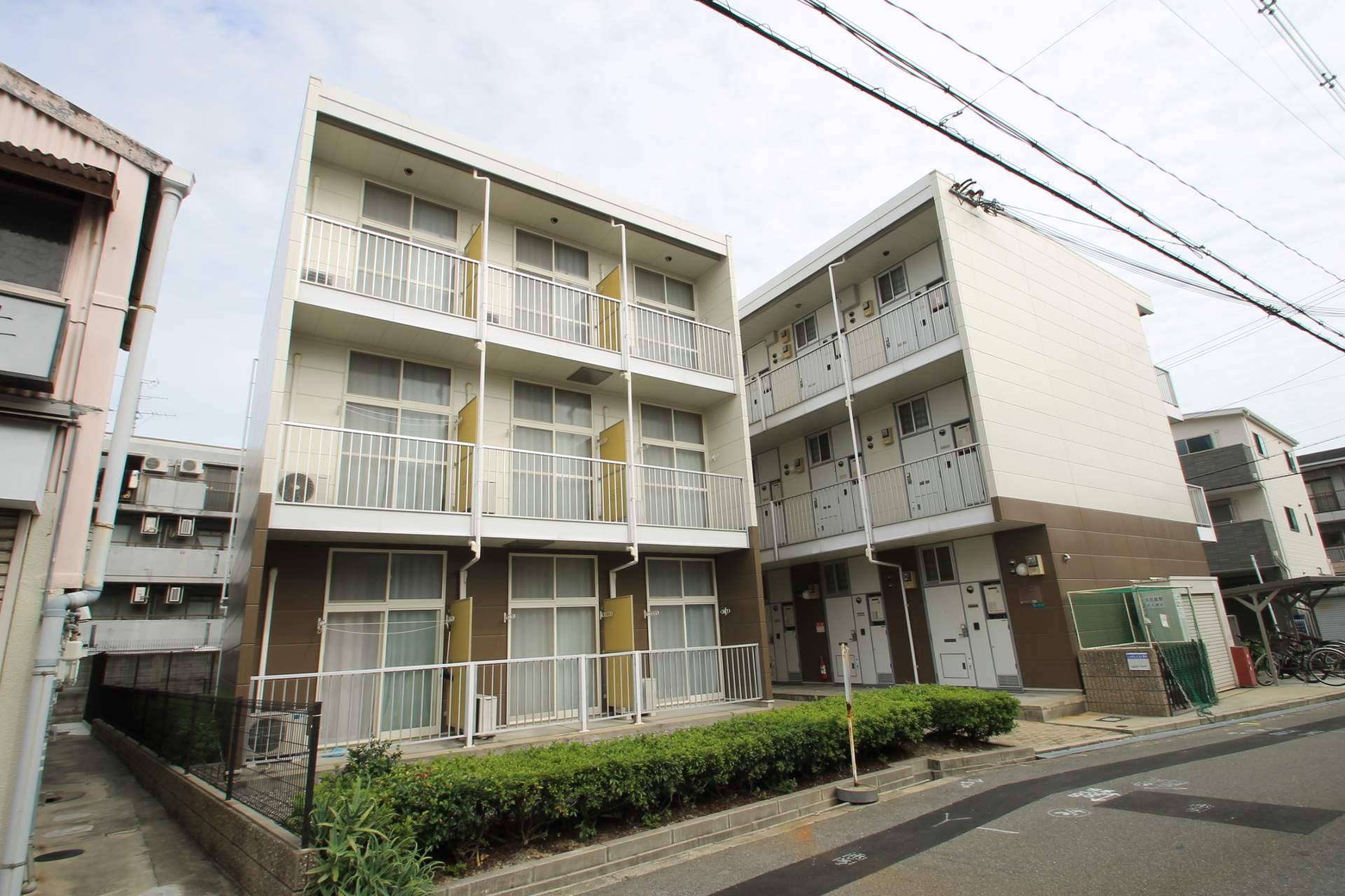 レオパレス三津屋