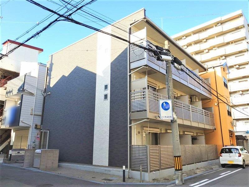 クレイノユニバーサルパレス