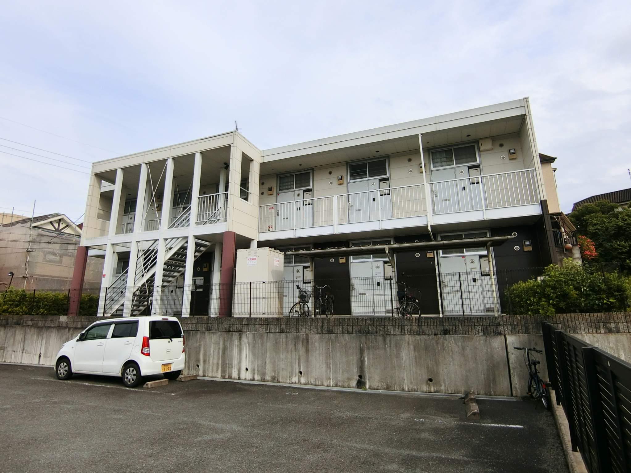 レオパレスモンターニュ