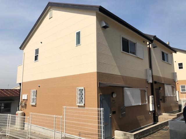 ザハウスオブマダムジュエルC2棟