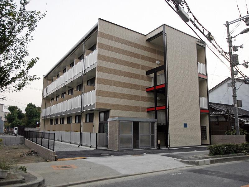 レオパレスかおり