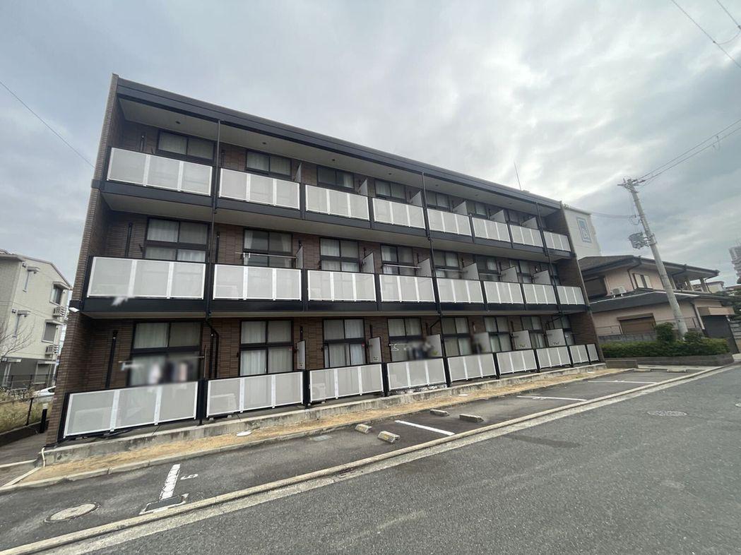 レオパレスネスト中百舌鳥