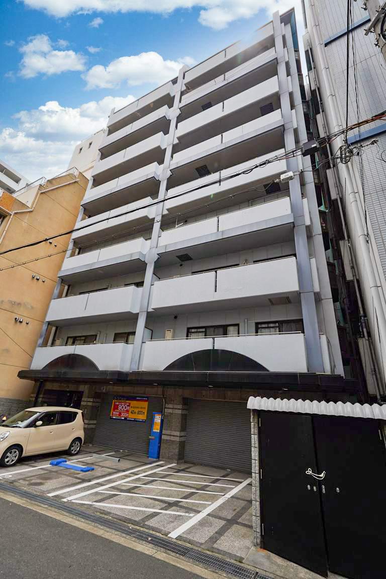 レバンガ十三アパートメント