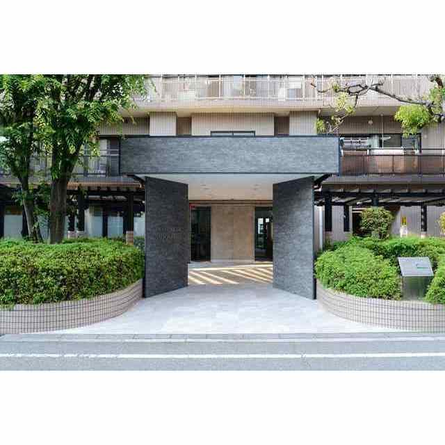 フロンティアタワー難波イースト