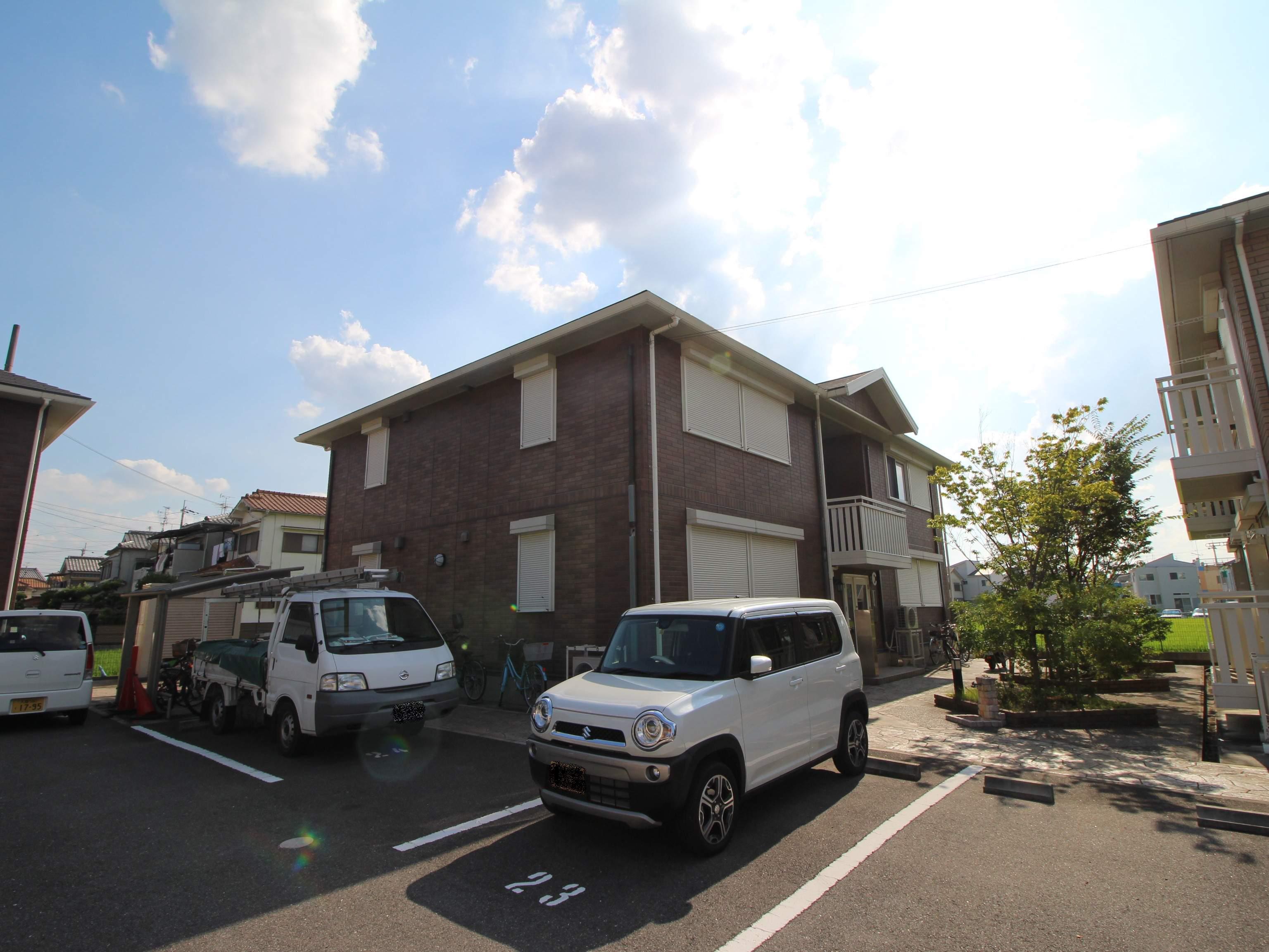 ロイヤル倉治C棟