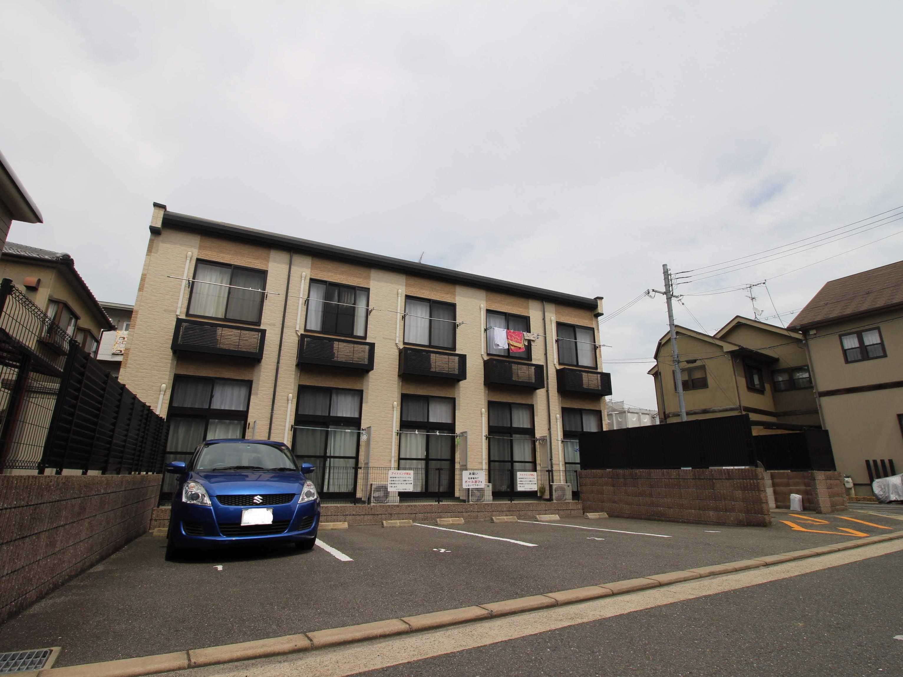 レオパレスエトワール津田西町