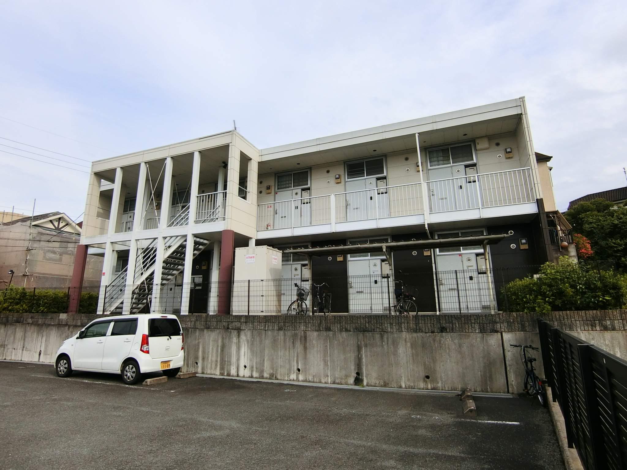 レオパレスモンターニュ