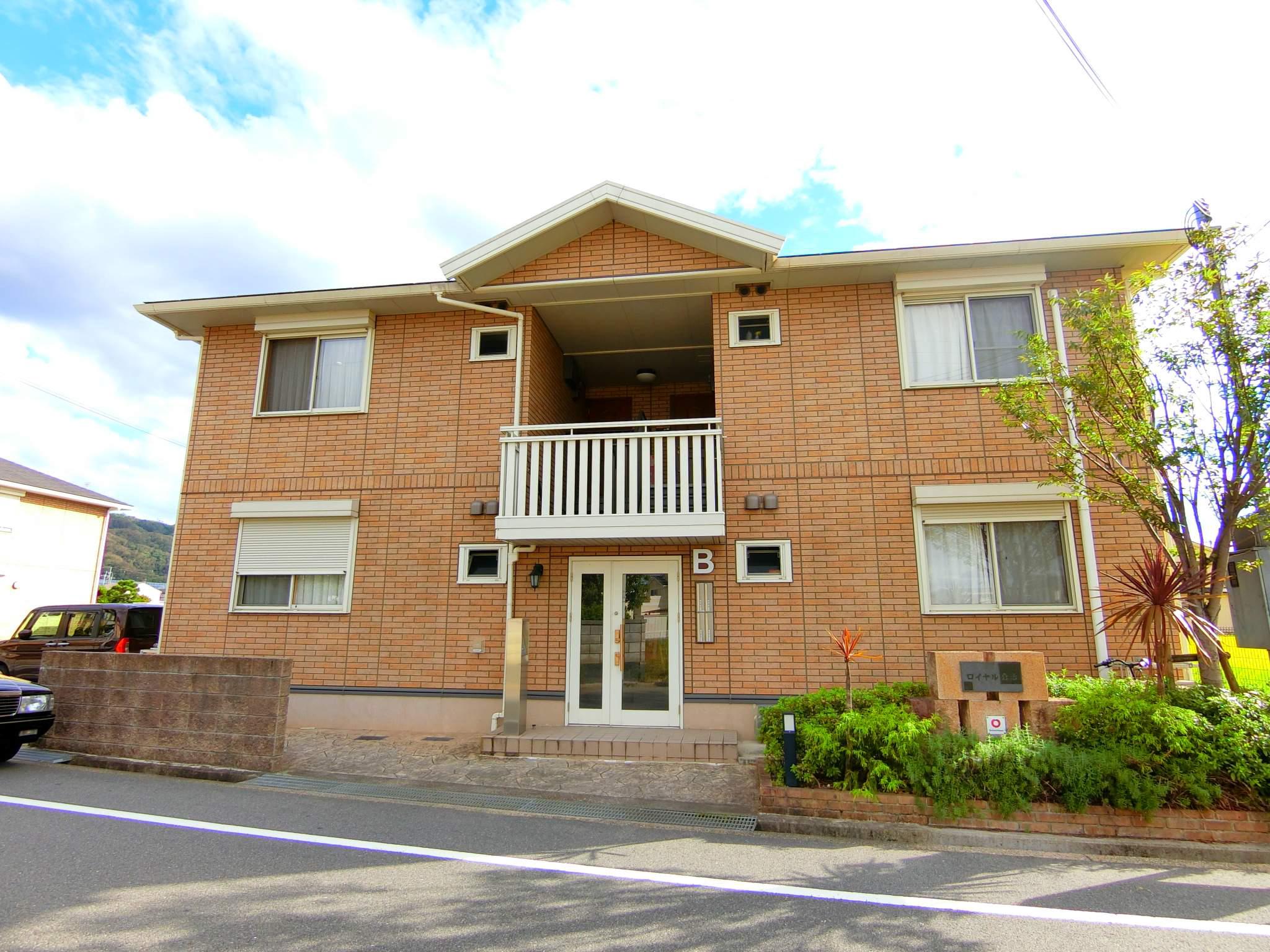 ロイヤル倉治B棟