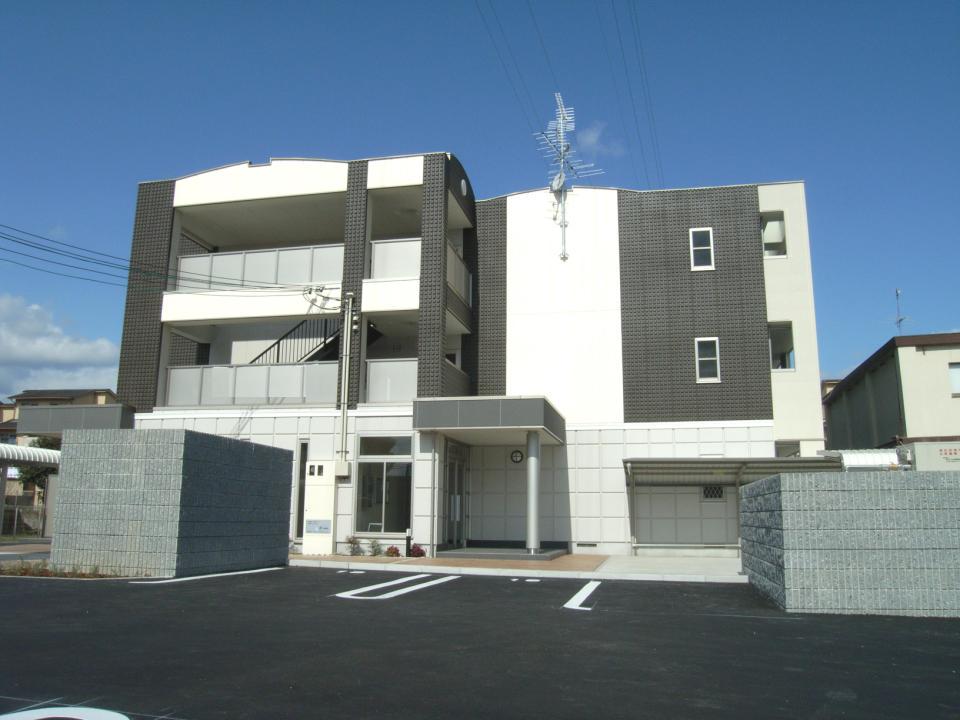 トリオンファーレ