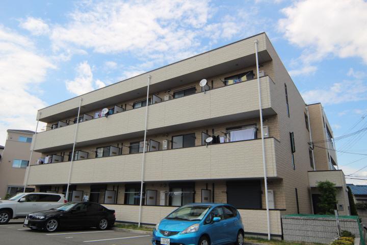 アンプルールフェールネサンス