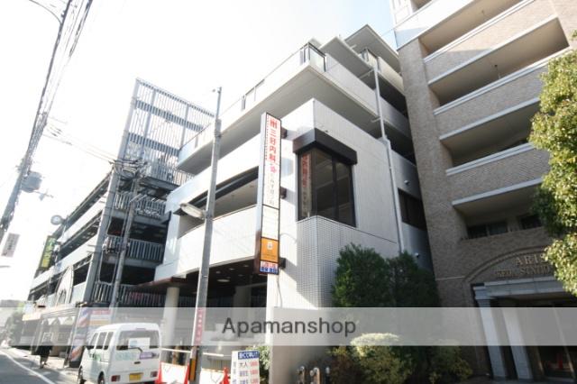 サンロイヤル池田駅前