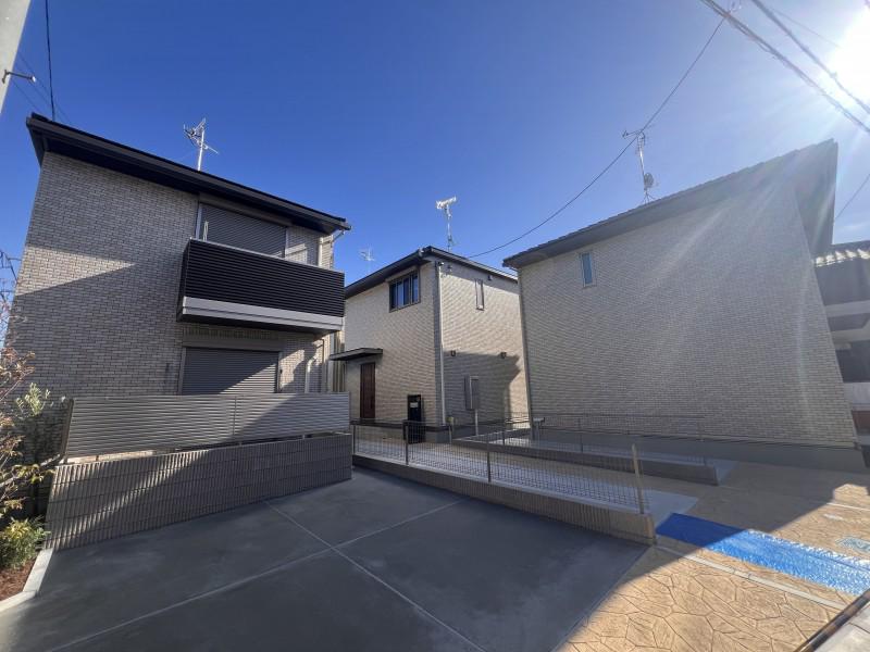 兵庫県川西市下加茂1丁目の戸建賃貸