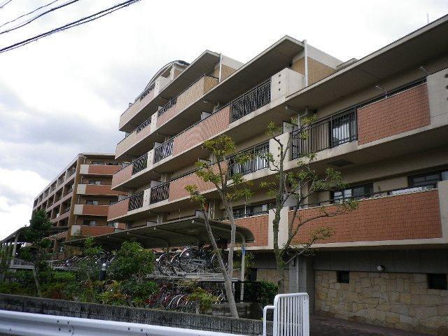 ベルク池田石橋1号館