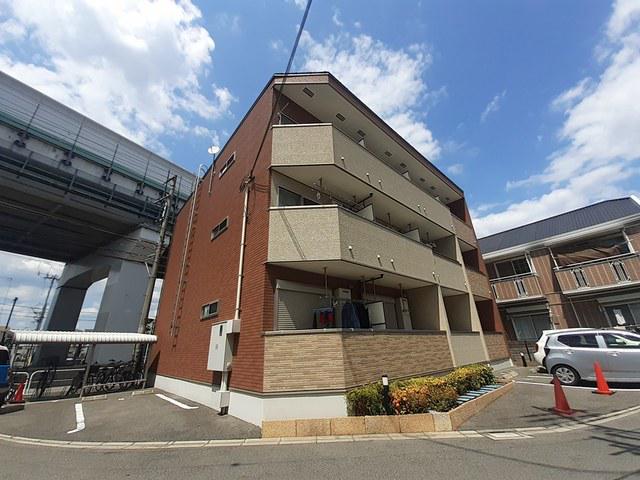 オエステ・コンドミニオ