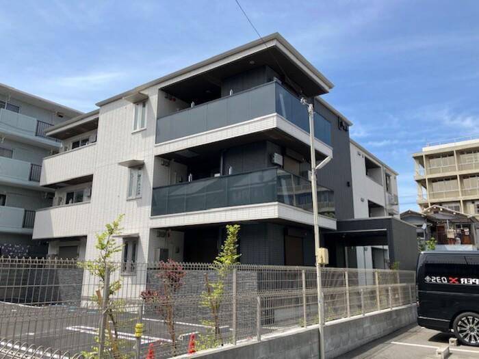 パートリア ネモフィラ