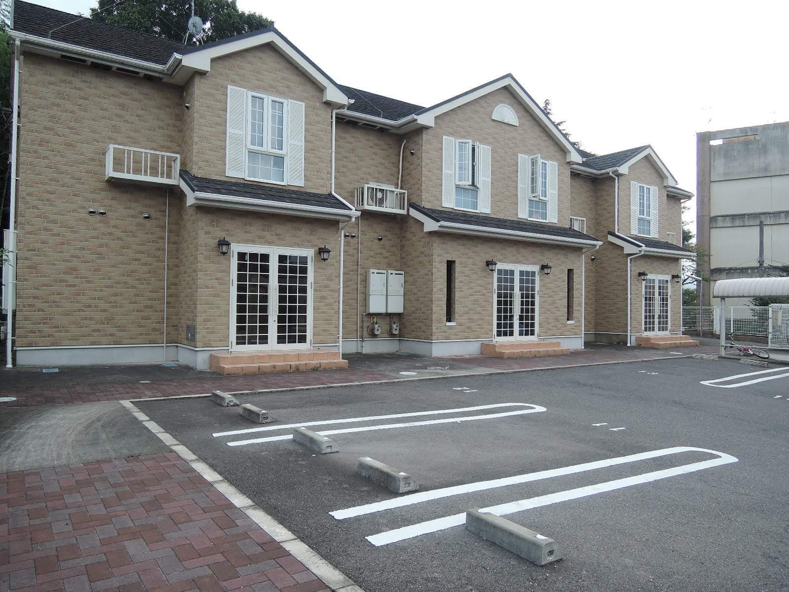 ブライトヒルズB