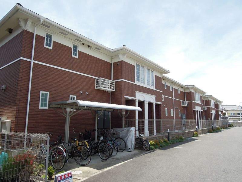 シェ モア Ⅰ番館