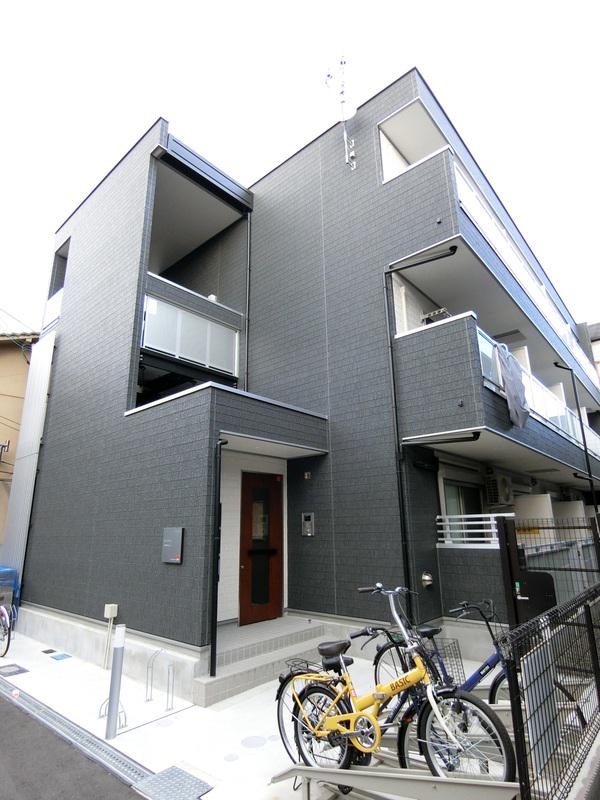 リブリ・エイチワイエス