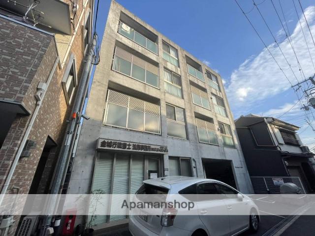 フォートレスコート