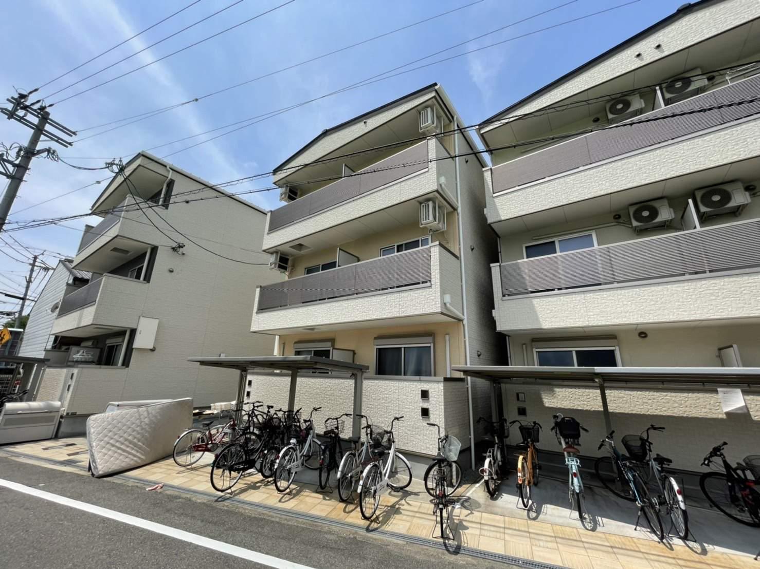 FMAISON LORE 5番館