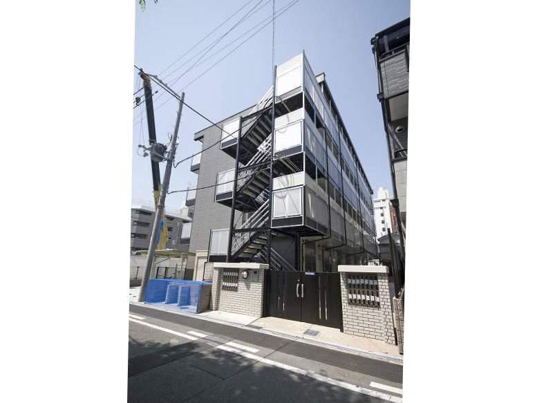 レオパレスアスター