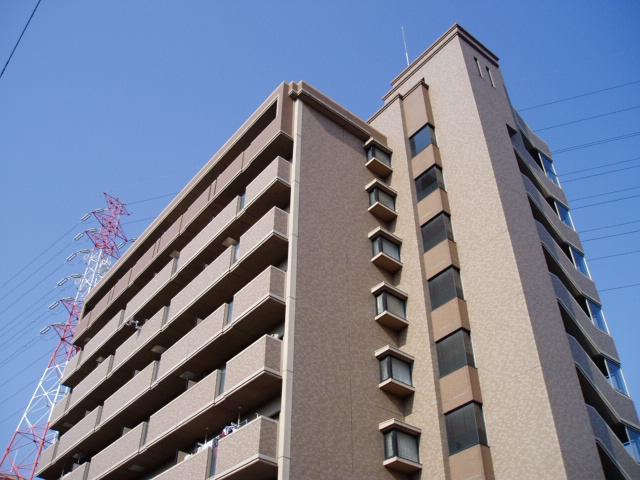 グランドゥール西岡