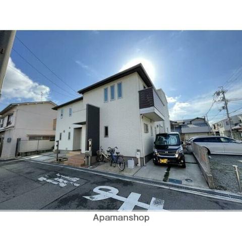 大阪メトロ御堂筋線 江坂駅 徒歩15分 2階建 築11年