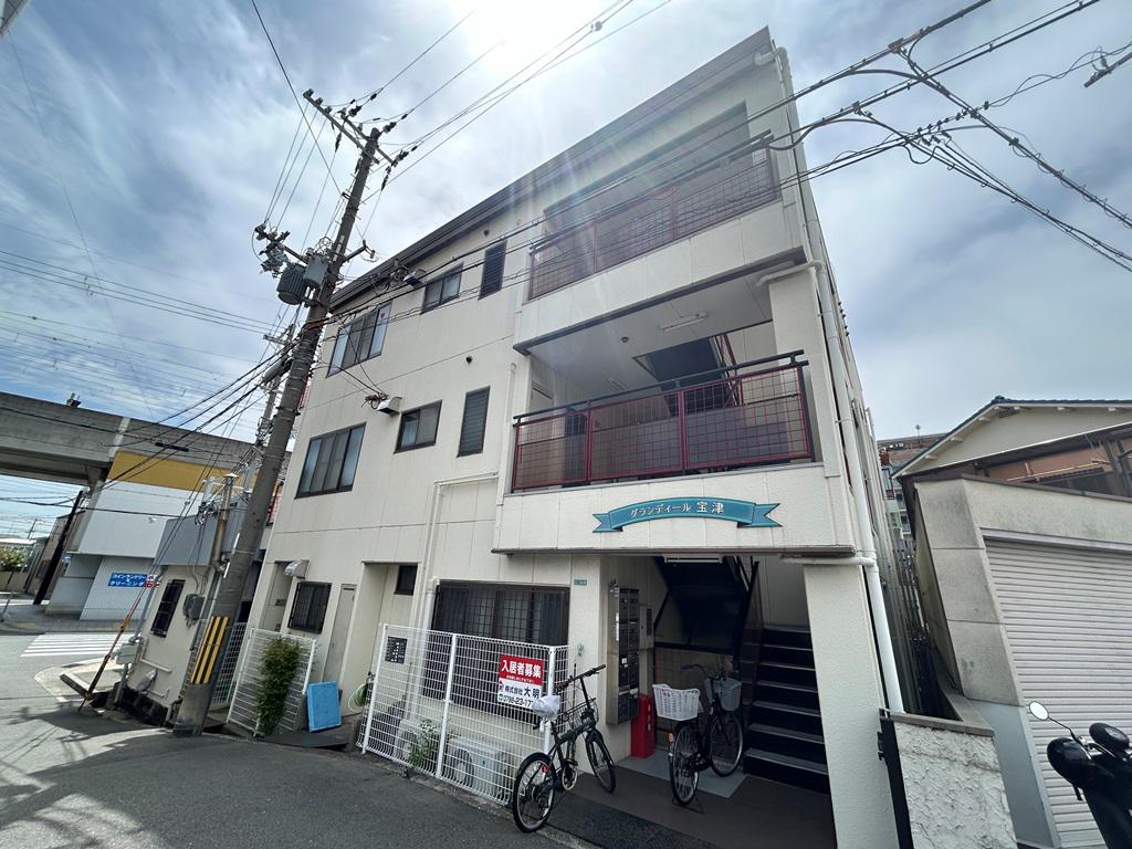 グランディール宝津