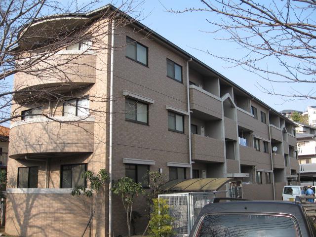 フリージアガーデン