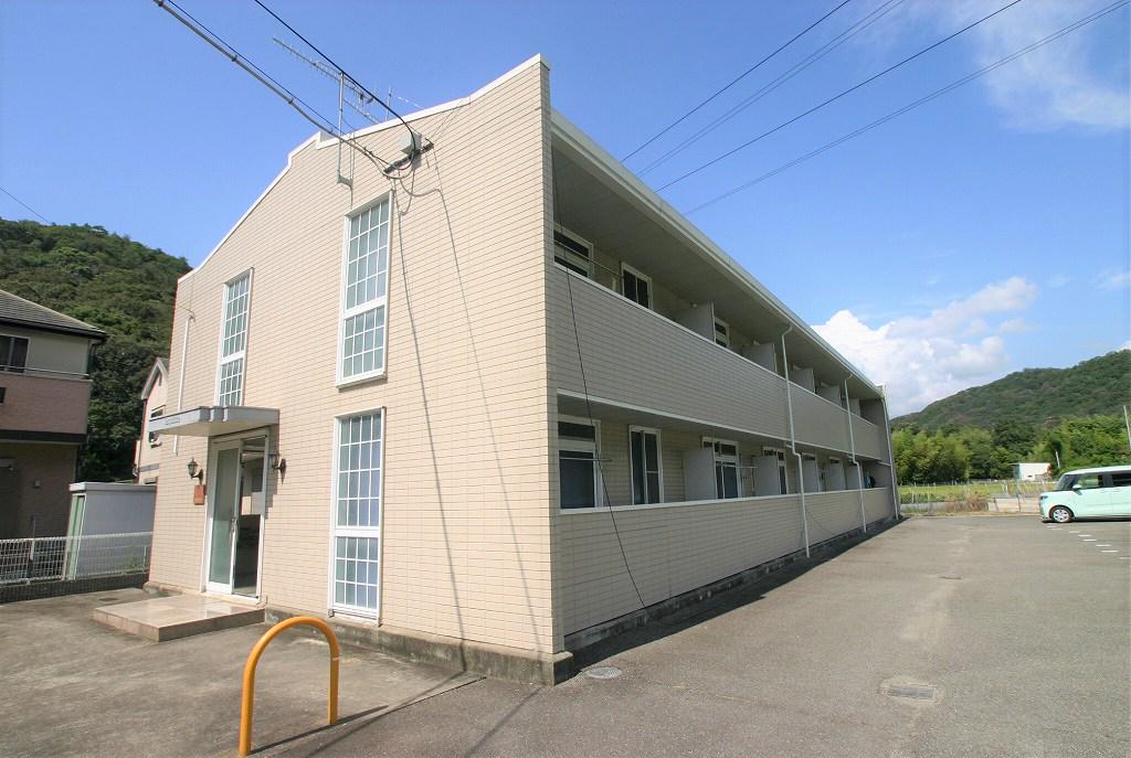 レオパレスセント・クロス