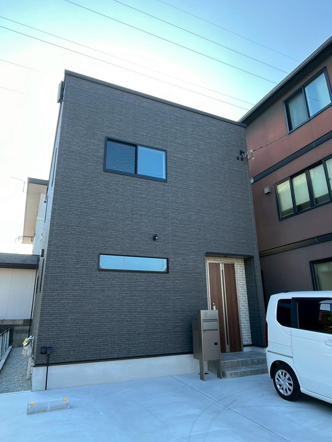 山陽電気鉄道網干線 山陽天満駅 徒歩14分  築1年