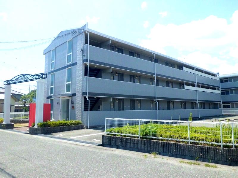レオパレスST.LEAF 1号館