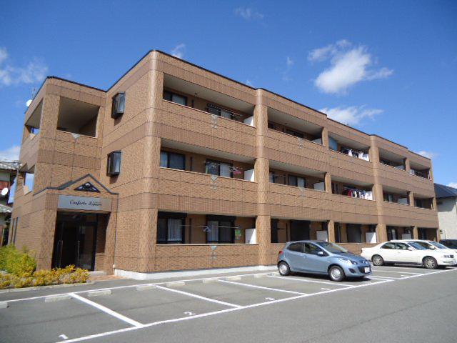 コンフォルトスクエアー