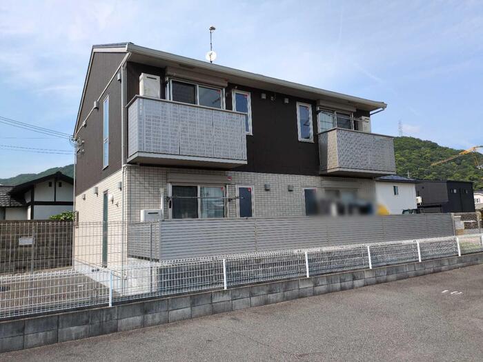 兵庫県姫路市白国2丁目の建物