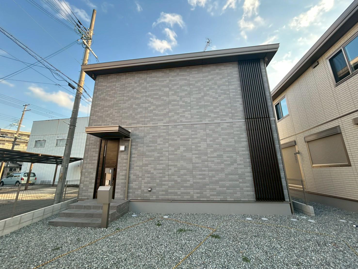 兵庫県姫路市岩端町の戸建賃貸