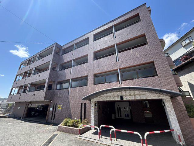 シティパレス富雄北(1K/2階)