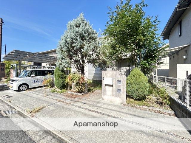 京都府木津川市梅美台3丁目の戸建賃貸