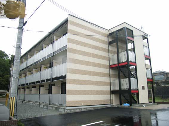 レオパレスサンコート学園前B