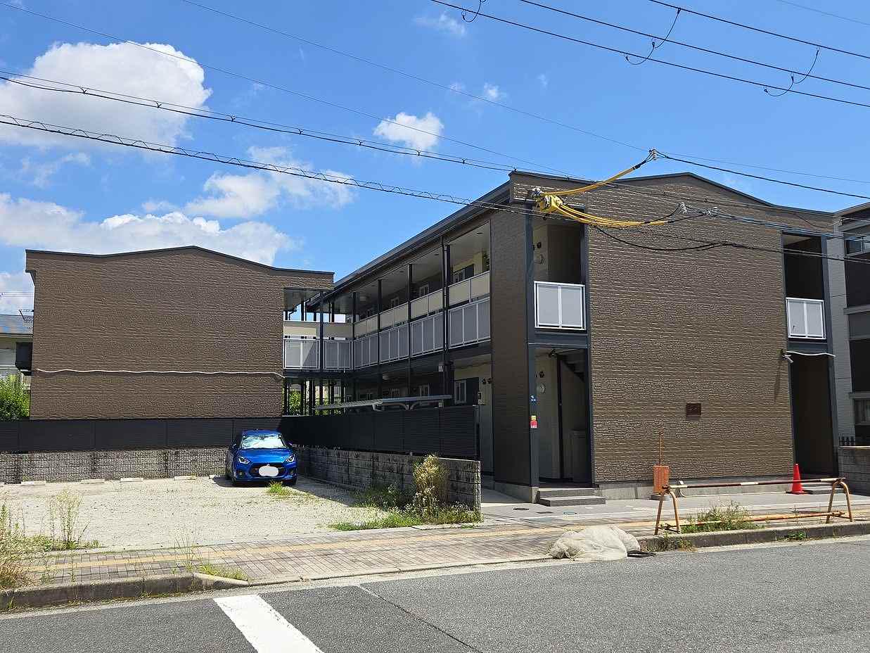 レオパレス グリューナー