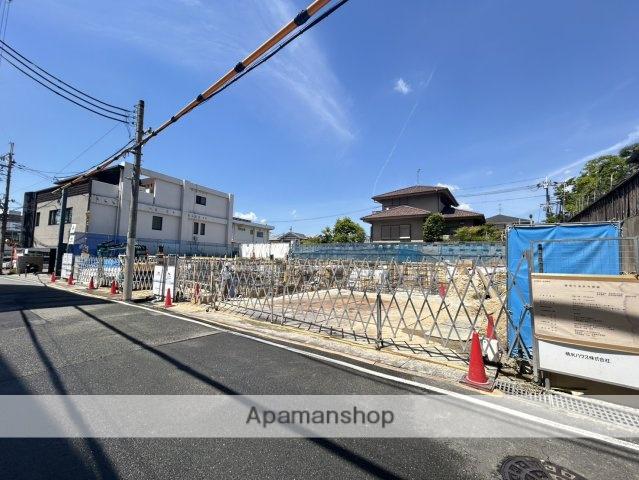 ジェイエイチエスプレミア学園前