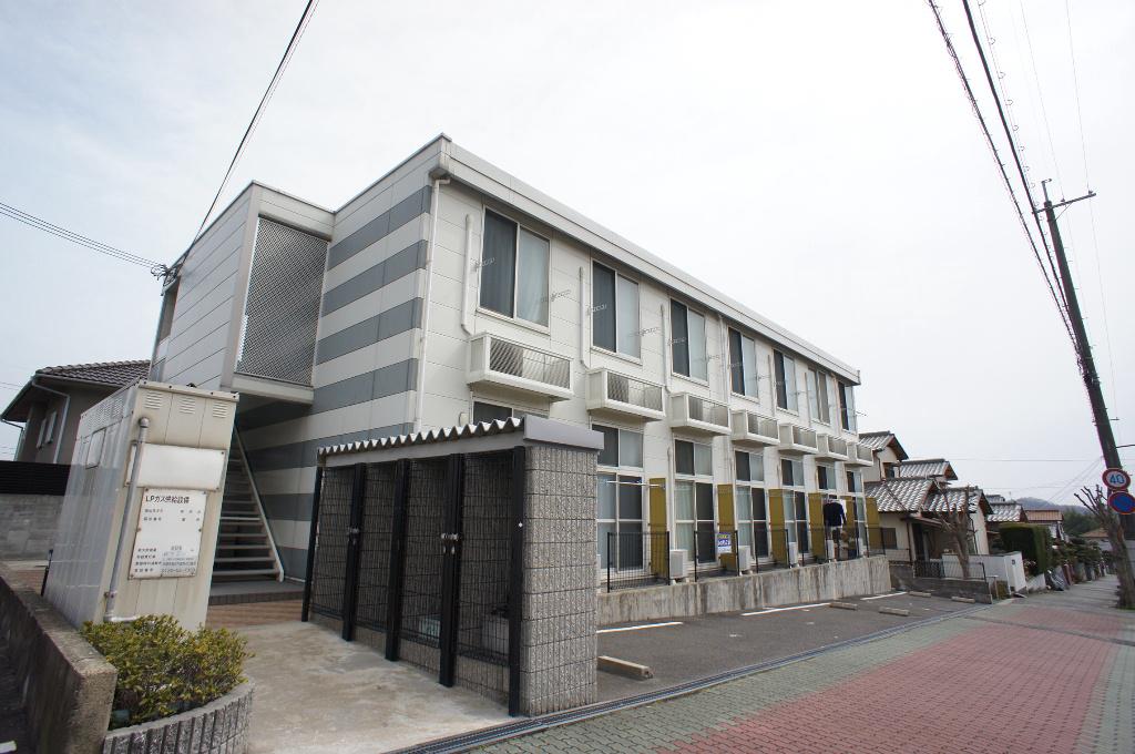 レオパレスNAKATA